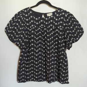 Cloth & Portrait black and cream floral embroidered bubble sleeve blouse size XL